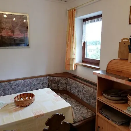 Victoria Apartment